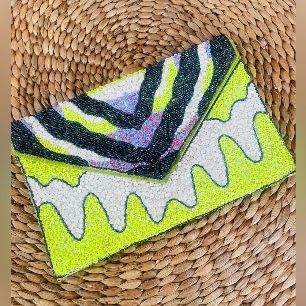 Nila Anthony “ Slime Crime” Sequin Clutch - Picture 2 of 11